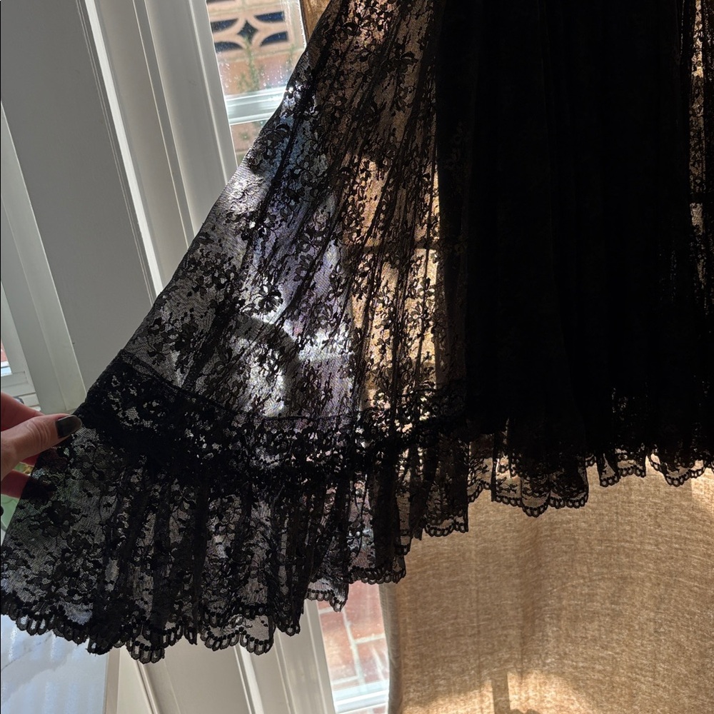 JESSICA MCCLINTOCK VINTAGE LACE DRESS - Picture 2 of 3